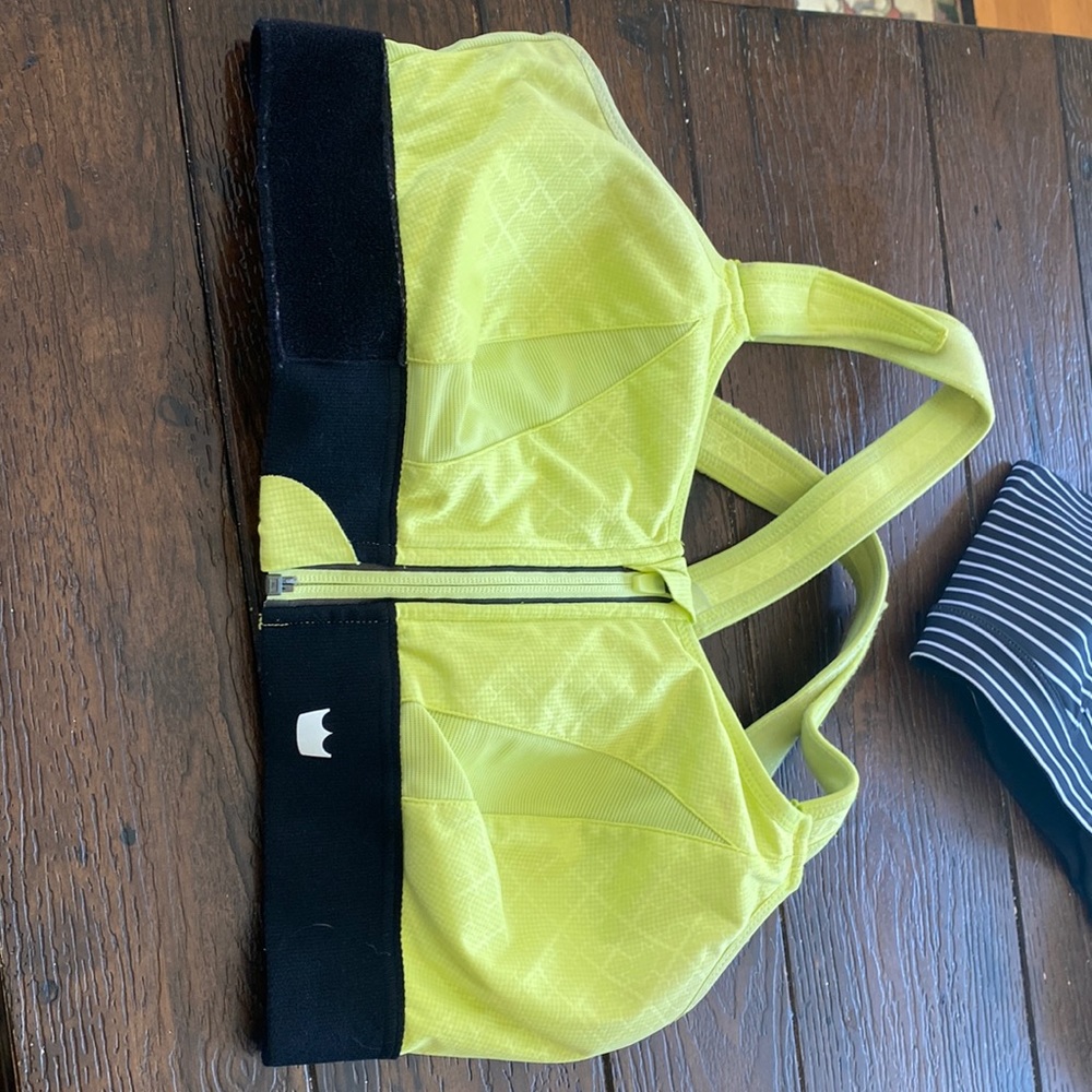 Shefit ultimate sports bra neon